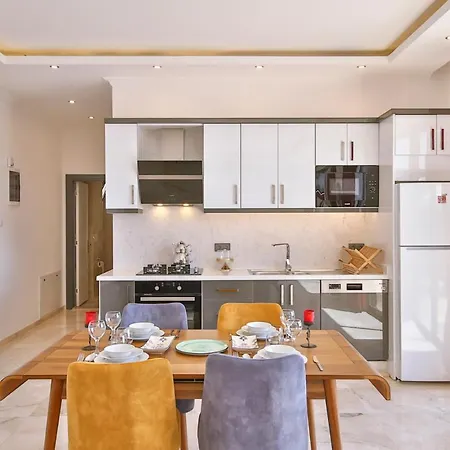 Sleeps 2 With Pool Air Con And Wifi فيلة